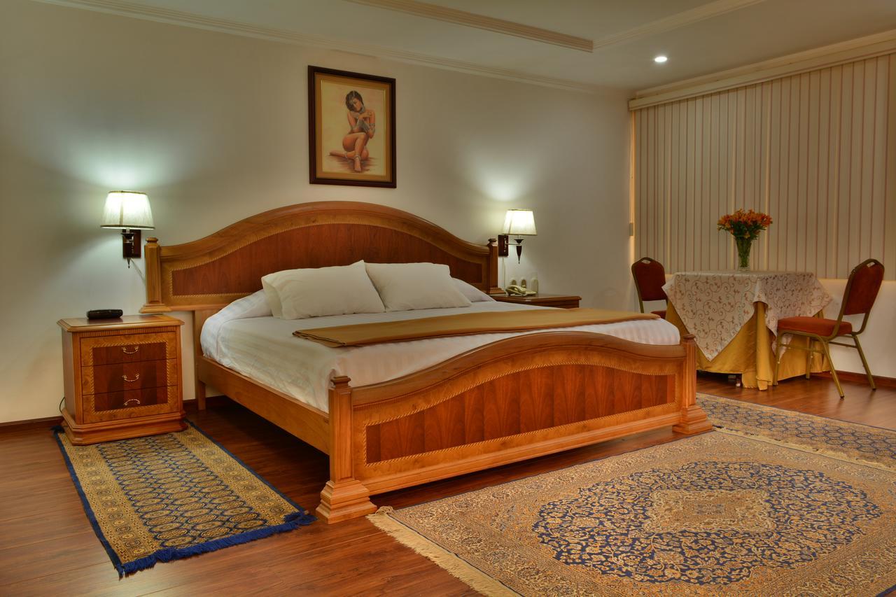 Hotel Cordero Cuenca Luaran gambar