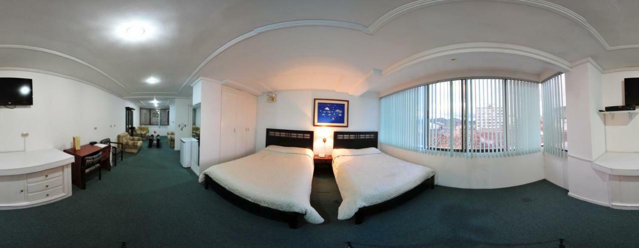 Hotel Cordero Cuenca Luaran gambar